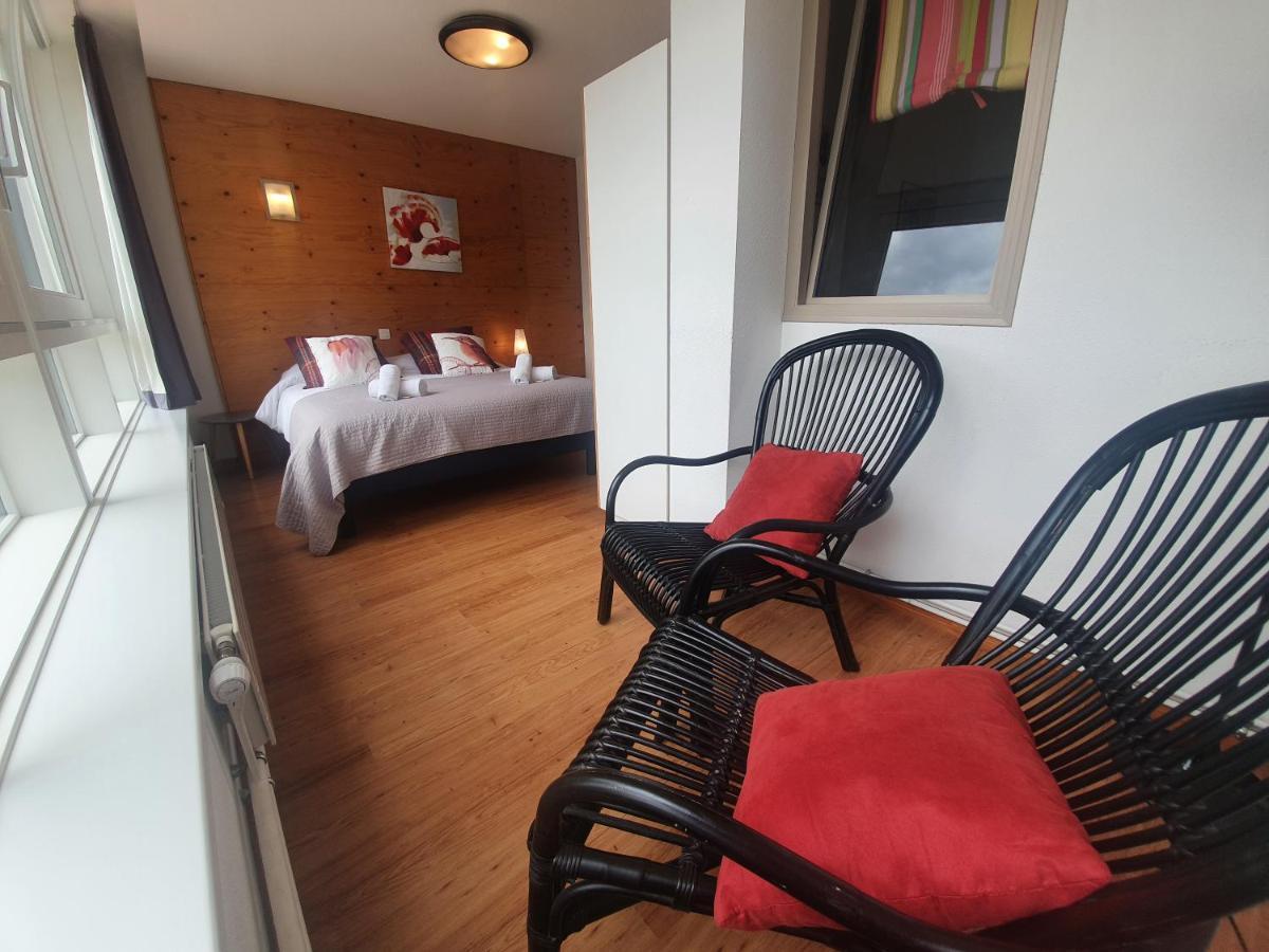 Appart'Hotel Lido Au Bord De L'Eau เฌราร์แมร์ ภายนอก รูปภาพ