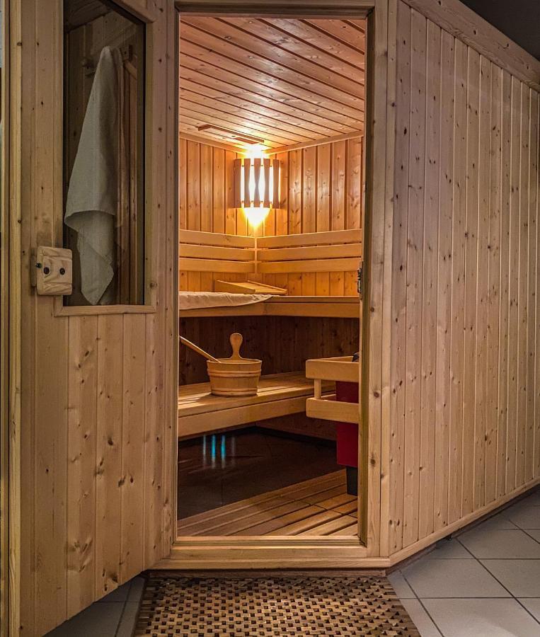 Appart'Hotel Lido Au Bord De L'Eau เฌราร์แมร์ ภายนอก รูปภาพ